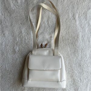 Gucci Vintage White Patent Leather Shoulder Bag